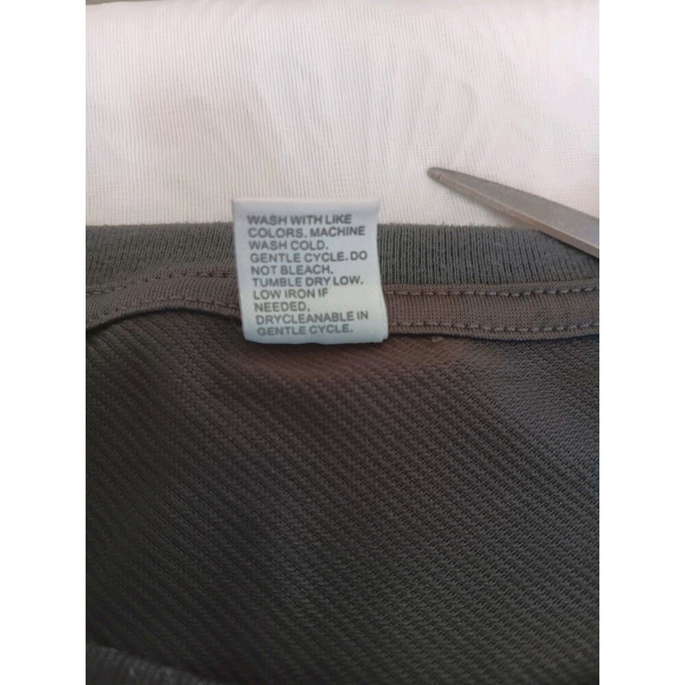 MASH 4077th U.S. Army Medic T-Shirt Mens XL Gray Graphic Tee TV Show Fan Gear - Picture 9 of 9